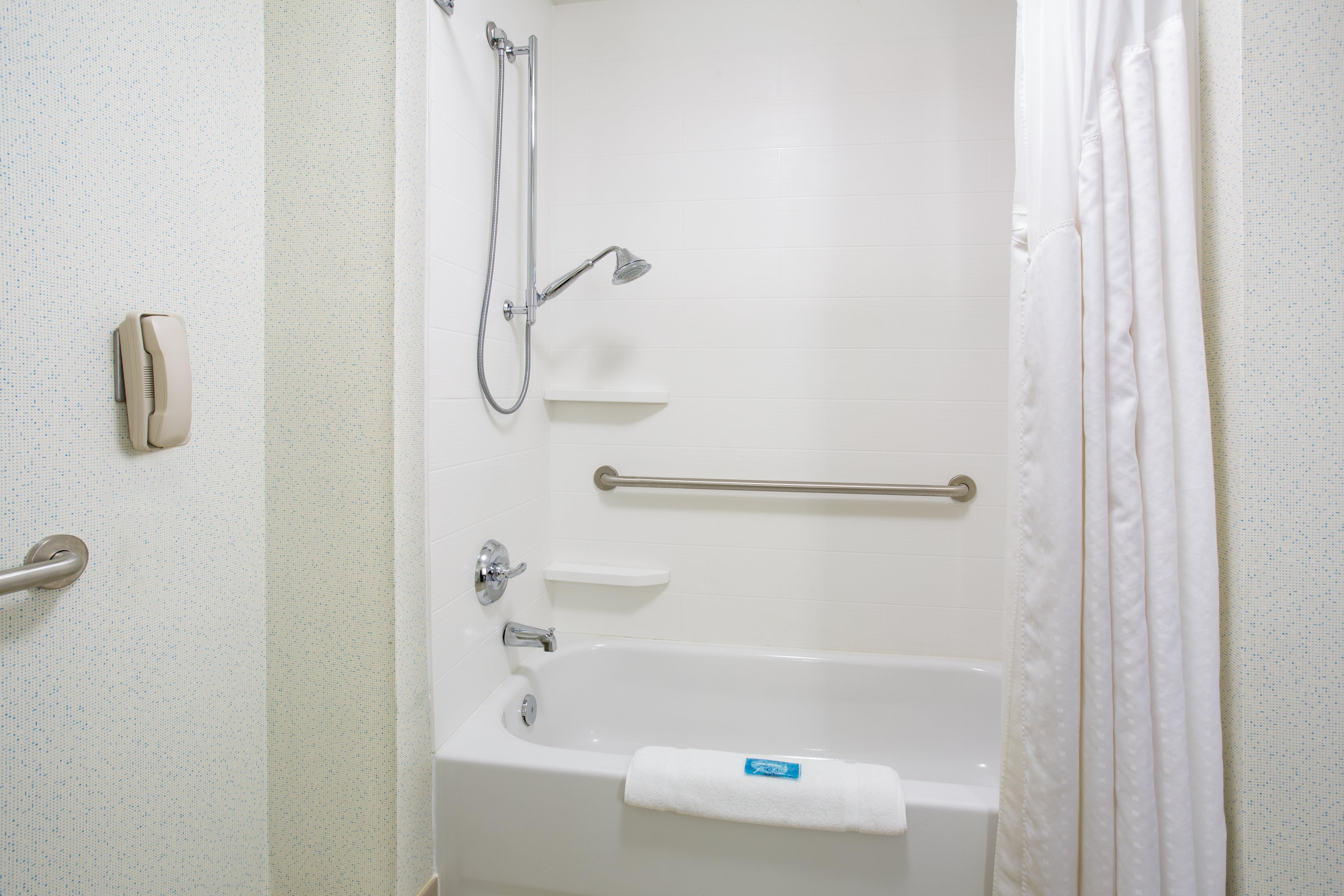 Holiday Inn Express Kansas City - At The Legends! By Ihg Bonner Springs Стая снимка