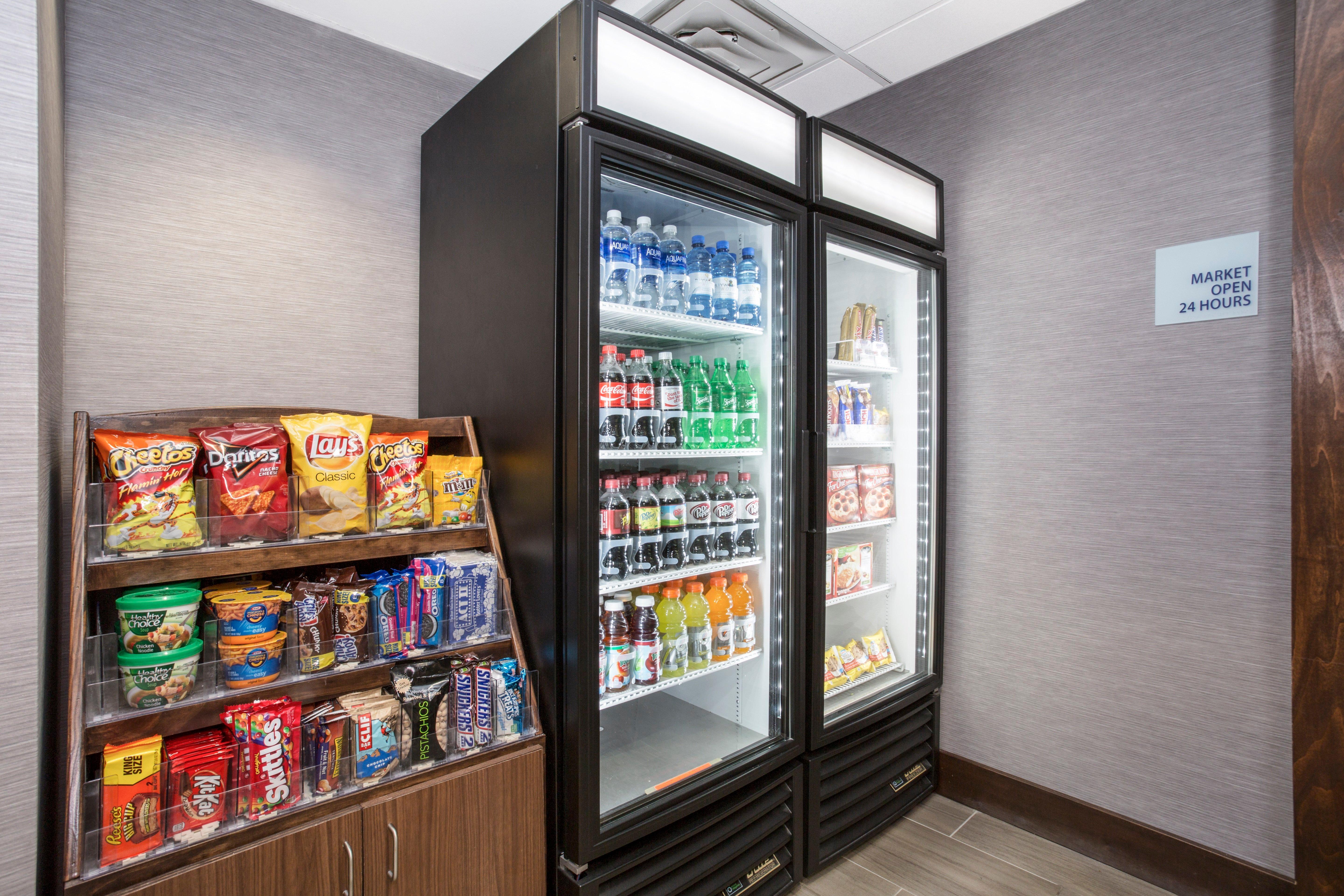 Holiday Inn Express Kansas City - At The Legends! By Ihg Bonner Springs Екстериор снимка